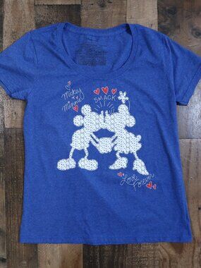 Disney Store Womans XL Blue V Neck Kissing Mickey & Minnie Mouse Tee Shirt